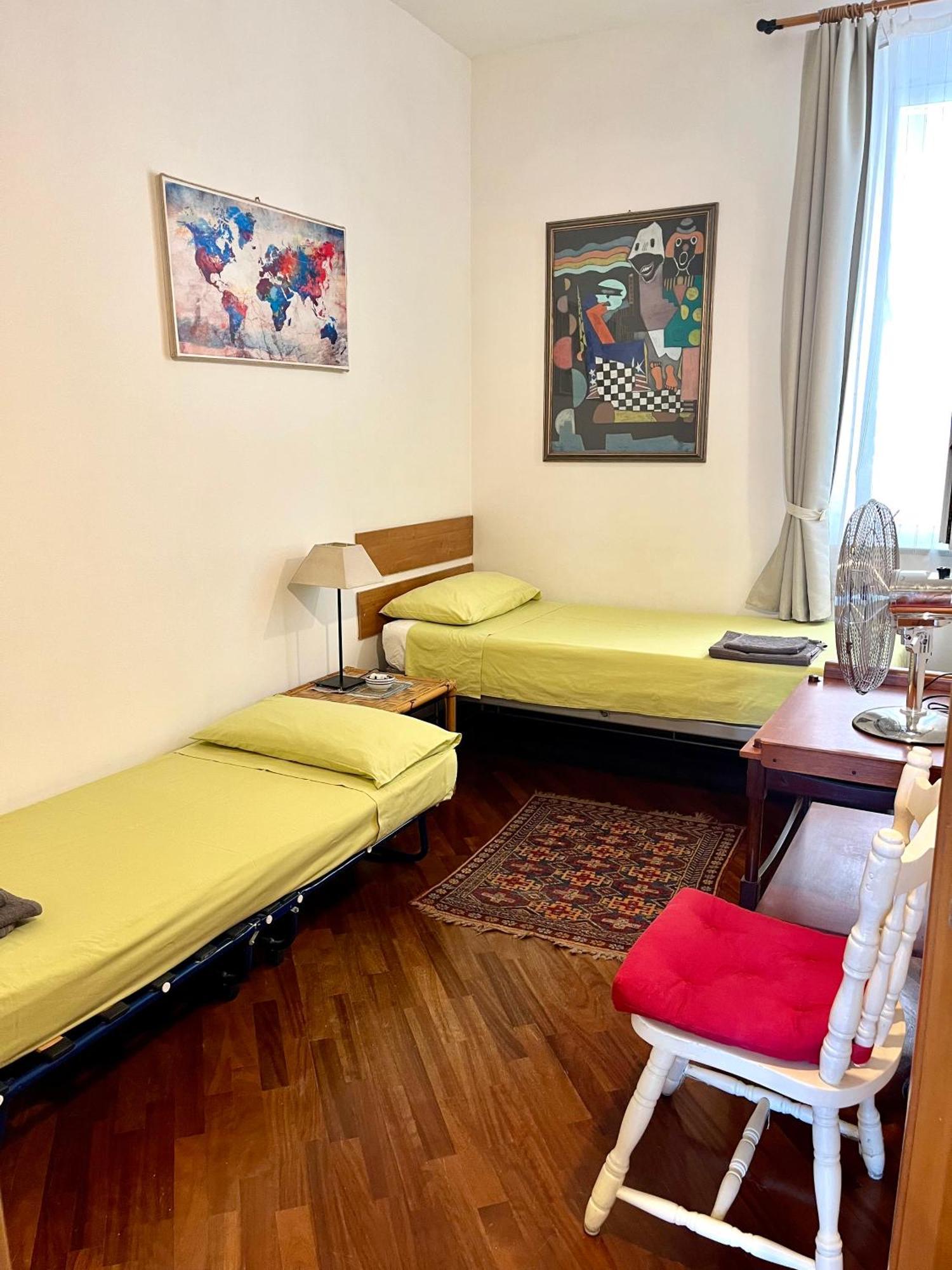Casa Vacanze Seahorse Салерно Екстериор снимка