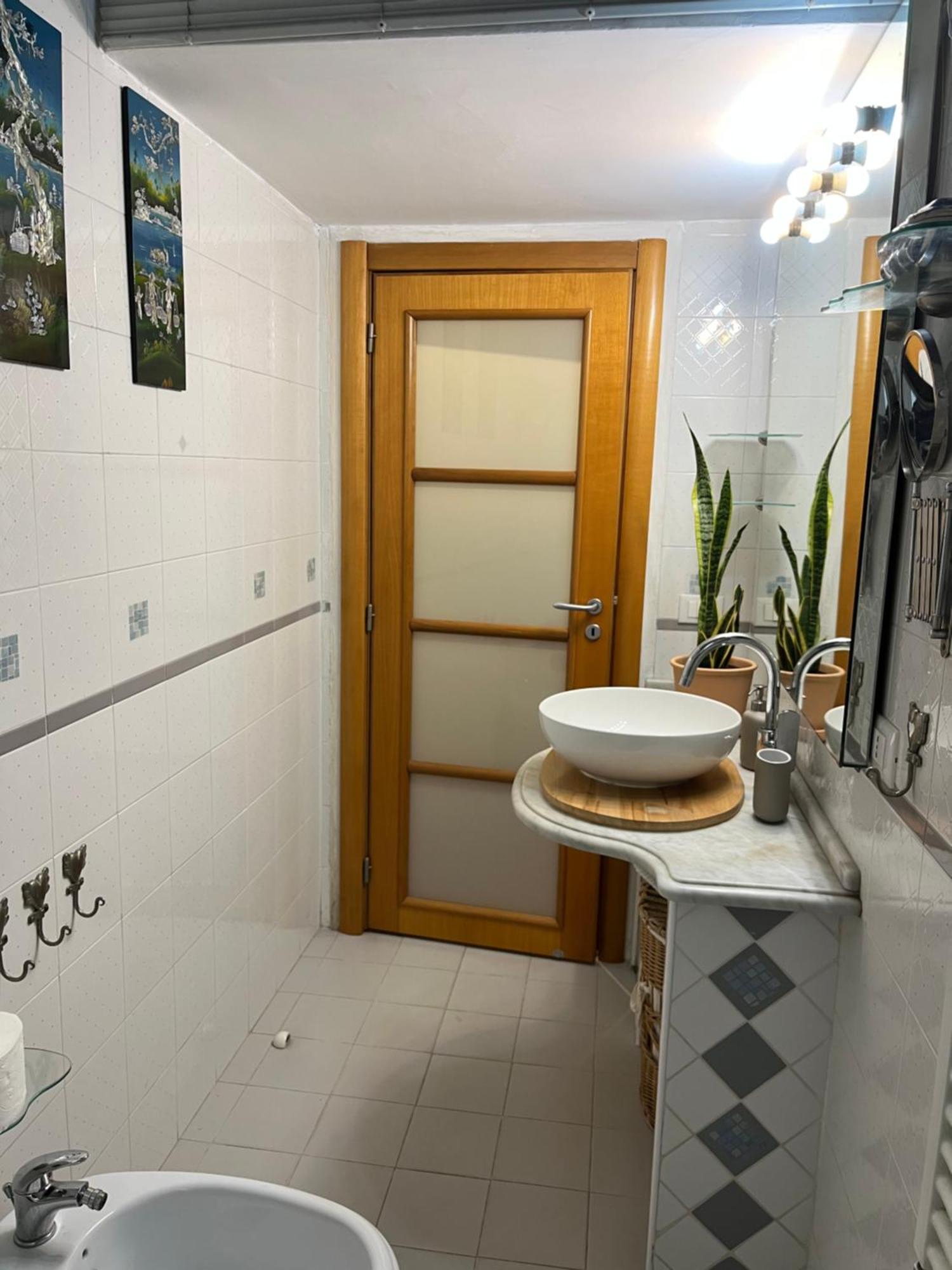 Casa Vacanze Seahorse Салерно Екстериор снимка