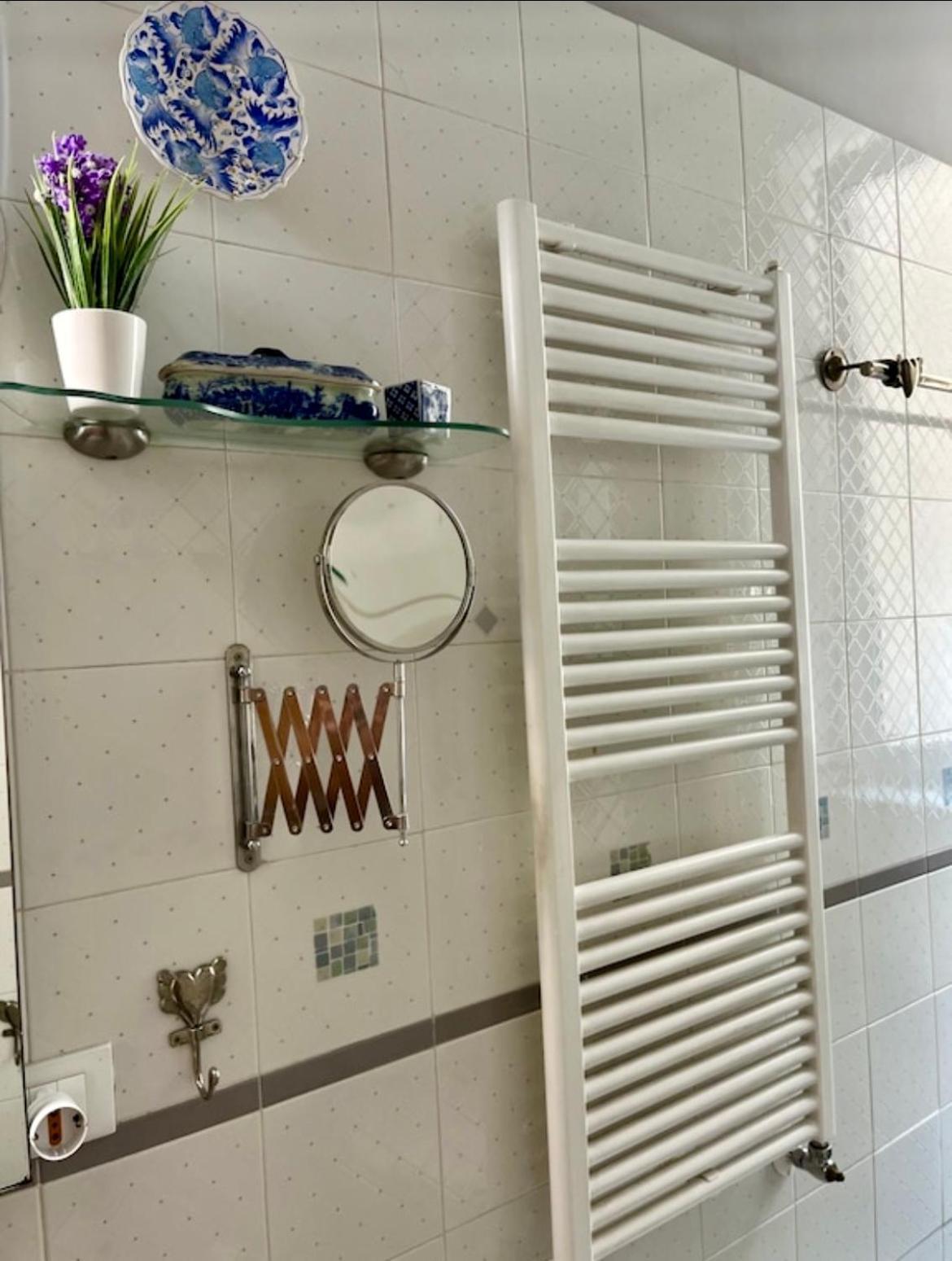 Casa Vacanze Seahorse Салерно Екстериор снимка